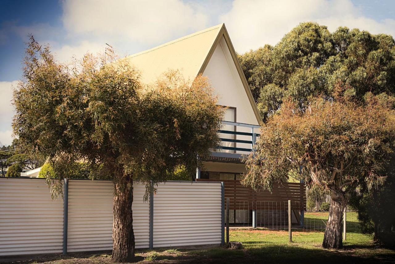 Seagrass Chalet Villa Coles Bay Exterior photo